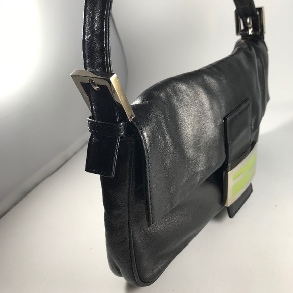 Vintage Fendi Baguette Black Bag - Picture 4 of 4
